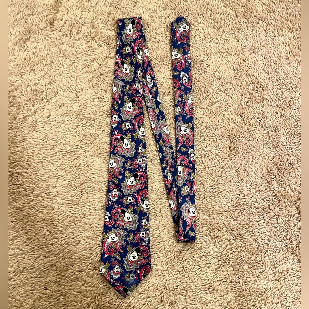 Ultra light disney tie micky mouse